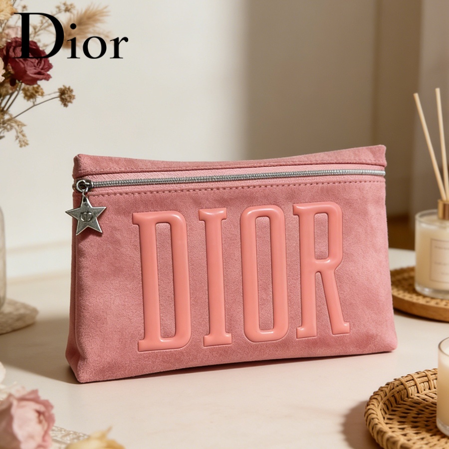 Dior’s Bag Pink Velvet Cosmeti - огляд і ціна Luxury Skincare Samples
