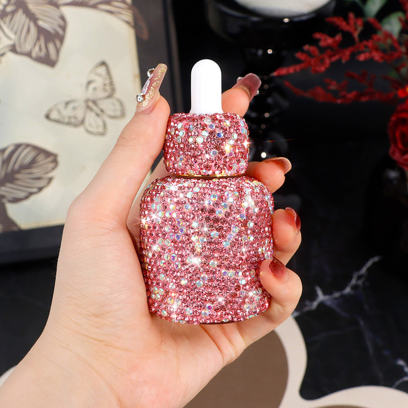 Light Luxury Travel Essence Es - огляд і ціна Luxury Skincare Essential