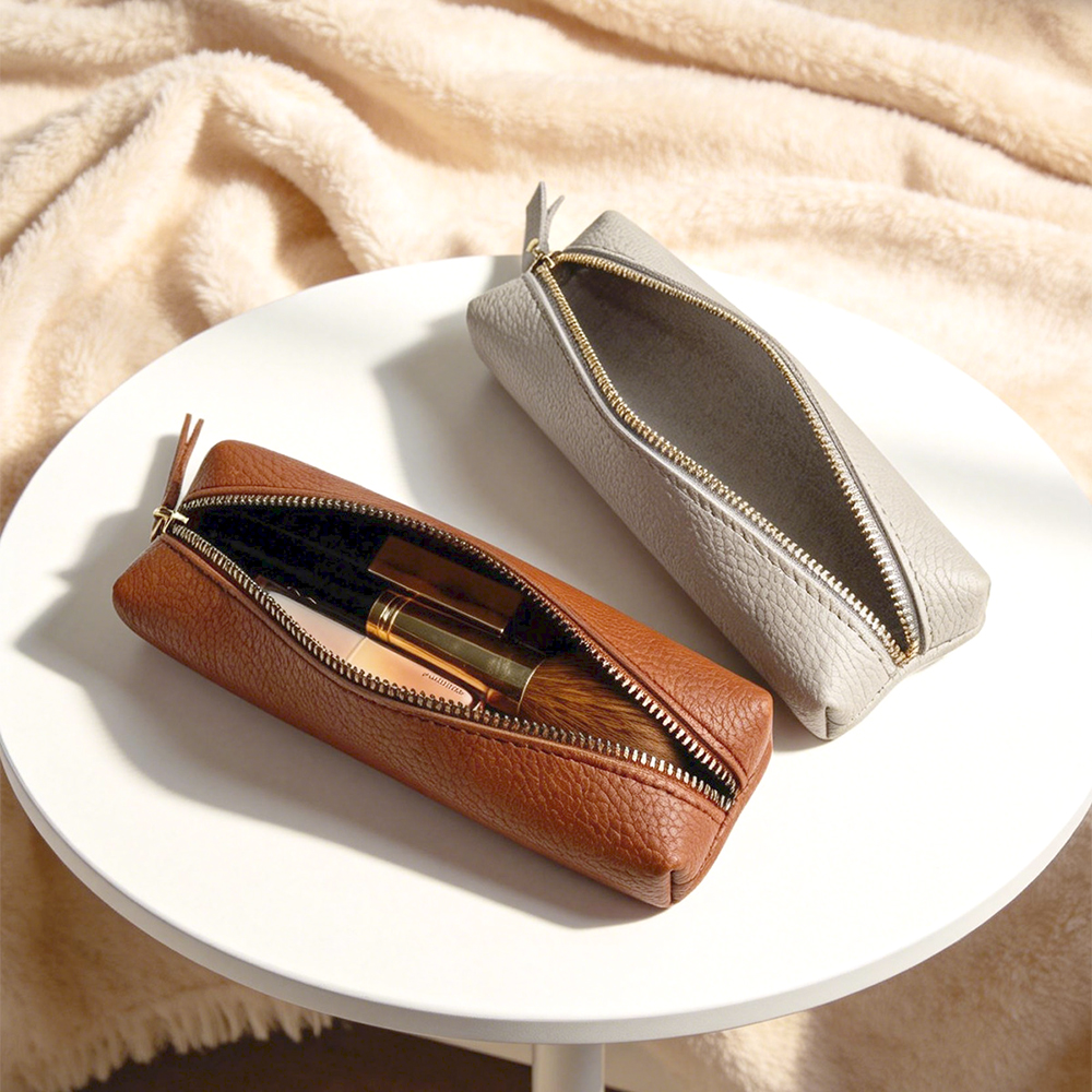 Travel Luxury PU Leather Engra - огляд і ціна Luxury Skincare Samples