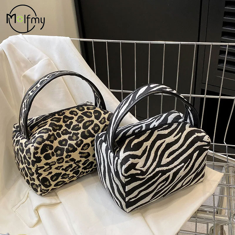 Leopard Makeup Bag Luxury  Lar - огляд і ціна Luxury Skincare Makeup