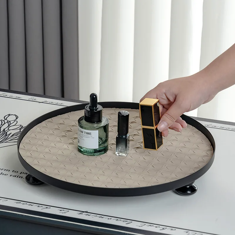 Vine Woven Leather Wooden Foot - огляд і ціна Luxury Skincare Tray